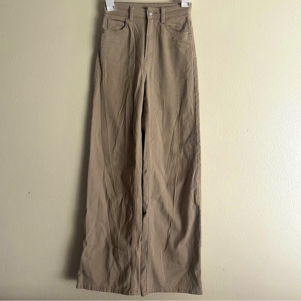 DIVIDED by H&M Wide Leg Jeans Women's Size 0 Beige
High Rise 5-Pocket